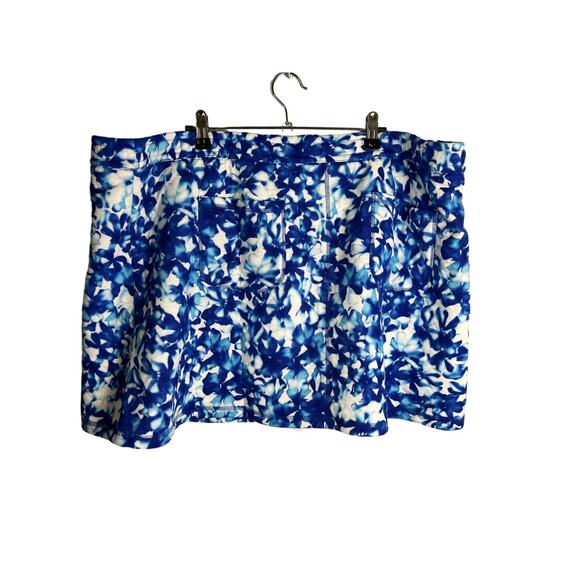 Isaac Mizrahi Soho Petite Quilted Knit Jacquard Skort BLUE NWOT SIZE 2XP - Picture 3 of 10